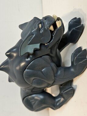 VTG 1995 GARGOYLES SERIES 1 BRONX 5" ACTION FIGURE